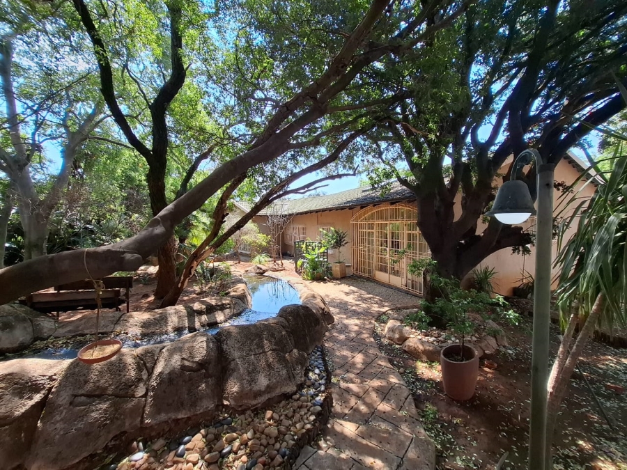 4 Bedroom Property for Sale in Protea Park North West
